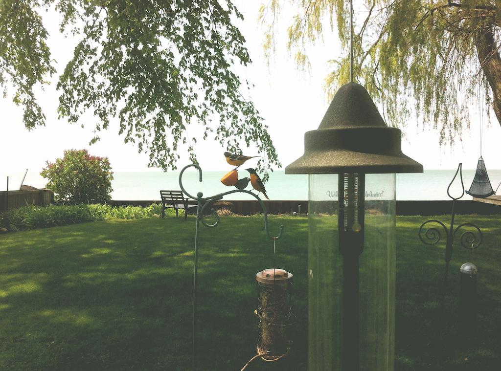 Point Pelee Lakeshore B&B Leamington Exterior foto